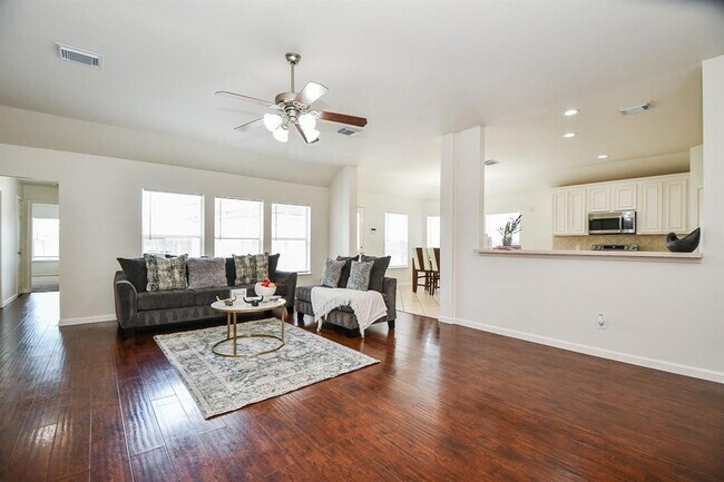 Building Photo - 3207 Brook Arbor Ln