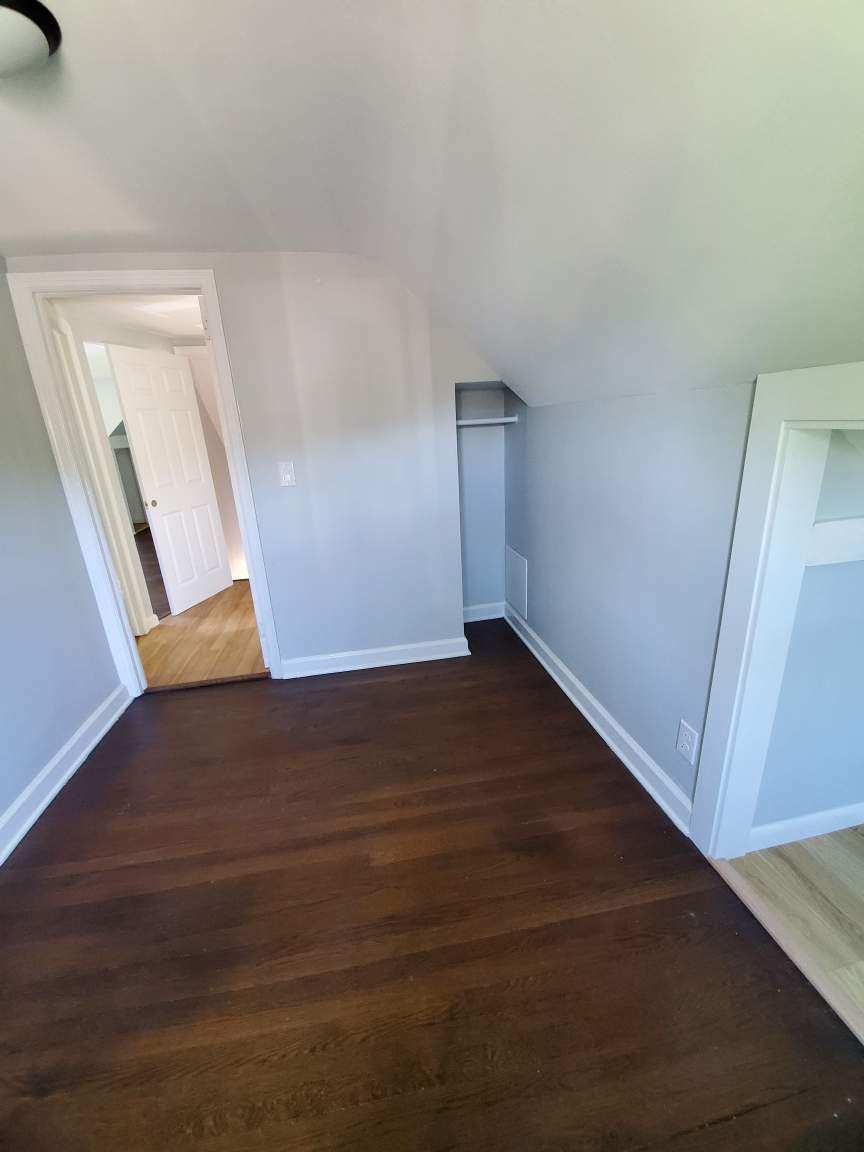 Building Photo - 220 France St