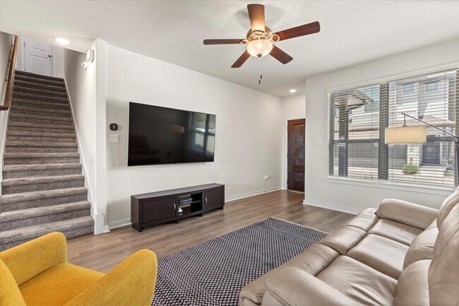 Building Photo - 2500 Forest Creek Dr