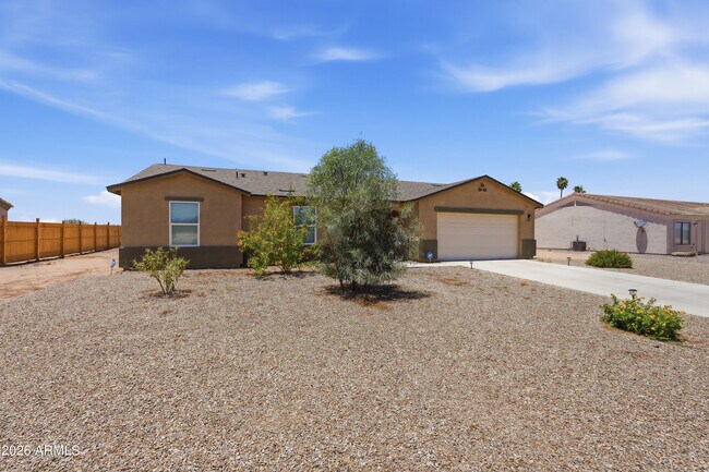 Building Photo - 15610 S Moon Valley Rd