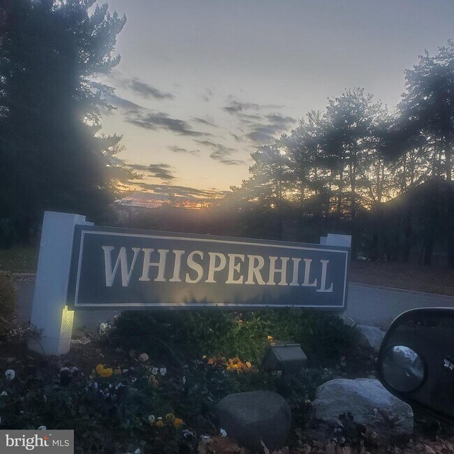 Building Photo - 1700 Quietree Dr