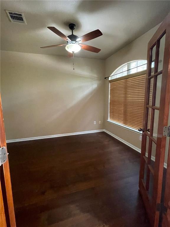 Building Photo - 704 S Frontier Ln