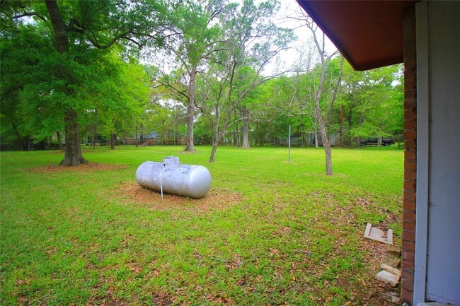 Building Photo - 9137 White Oak Dr
