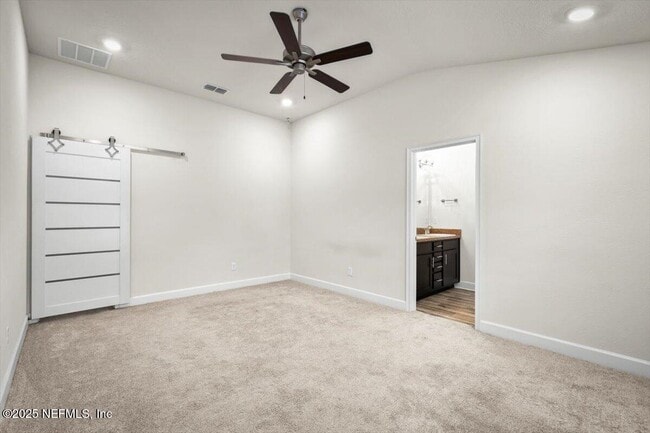 Building Photo - 7271 Gateway Ct