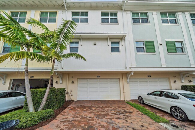 Building Photo - 7112 Edison Pl