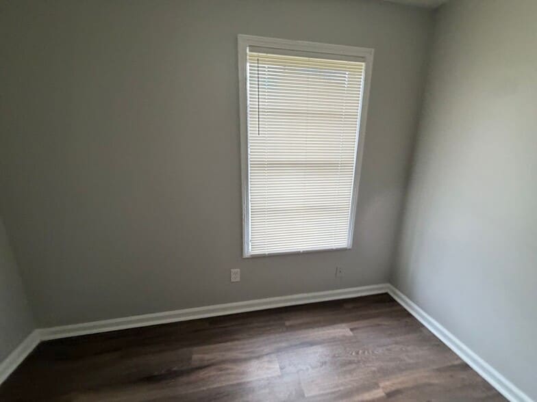 Building Photo - 4169 Double Tree St