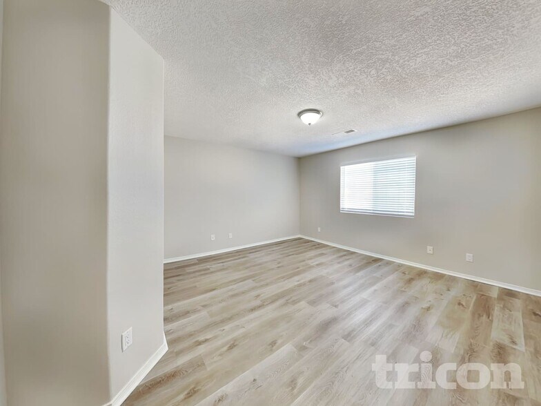 Building Photo - 7124 Cuchillo Rd NW