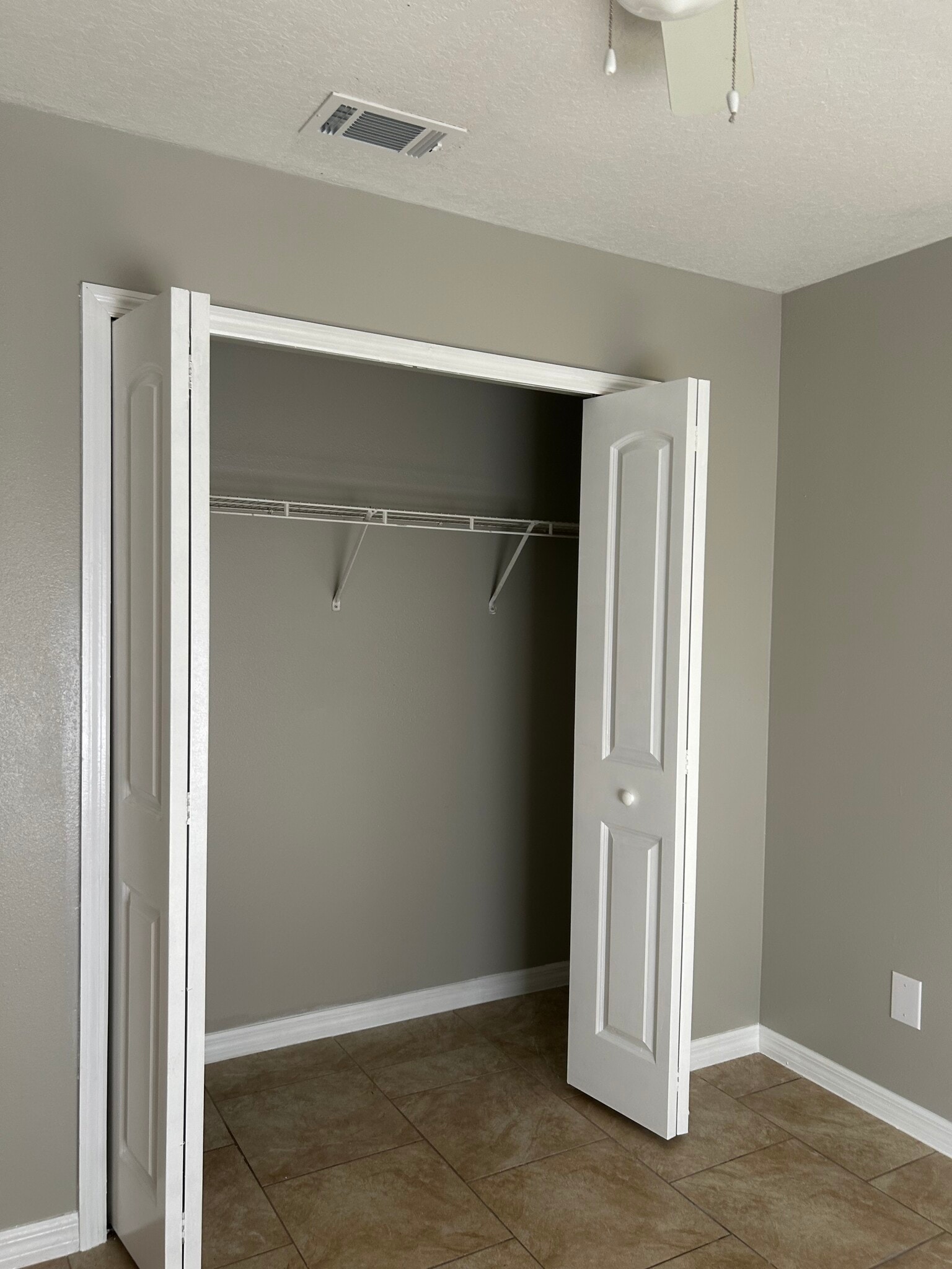 Bedroom 2 closet - 700 Wilson St