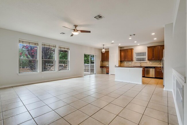 Building Photo - 10109 Auction Oak Dr