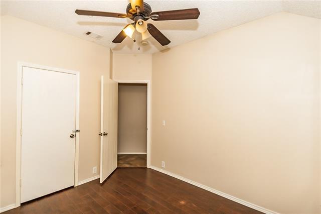 Building Photo - 306 Bardwell Dr