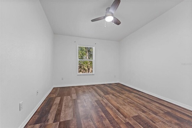 Building Photo - 961 Aussi Ct