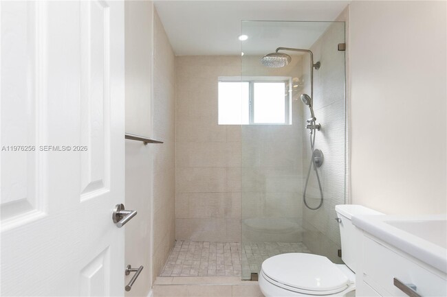 Building Photo - 3101 SW 27th Ave