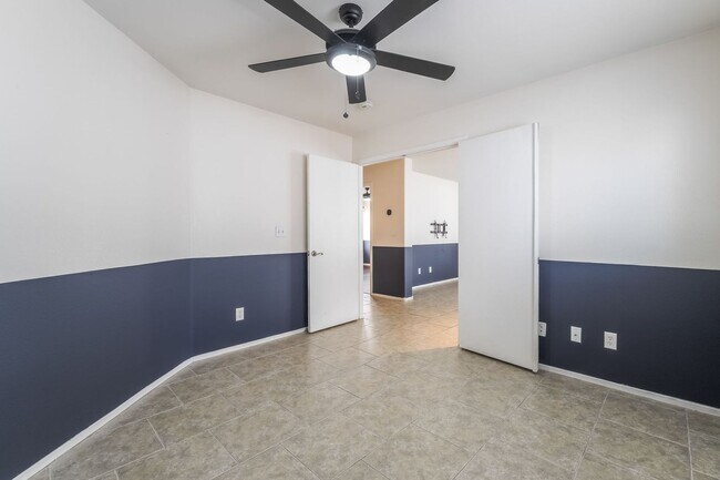 Building Photo - Charming Single-Story Home in Silverado Pines!