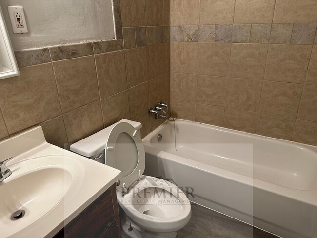 Building Photo - 505 N Geronimo Dr