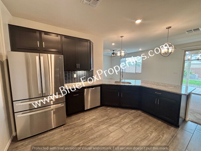 Building Photo - 8896 E Pantano Bluff Dr