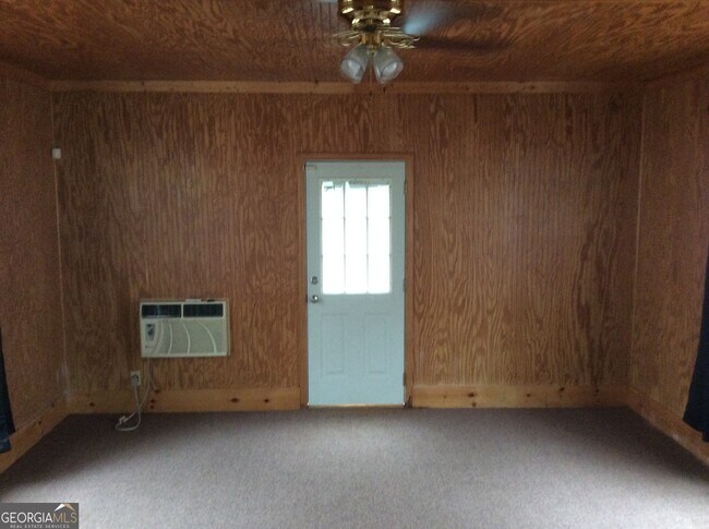 Building Photo - 1417 Pennel Dr