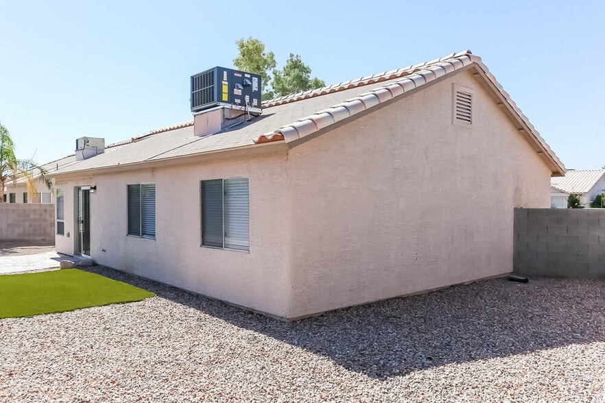 Building Photo - 4722 Checker Way