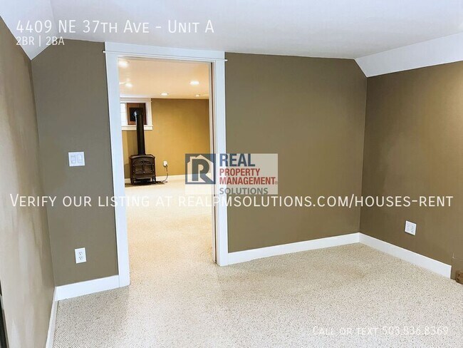 Building Photo - 4409 NE 37th Ave