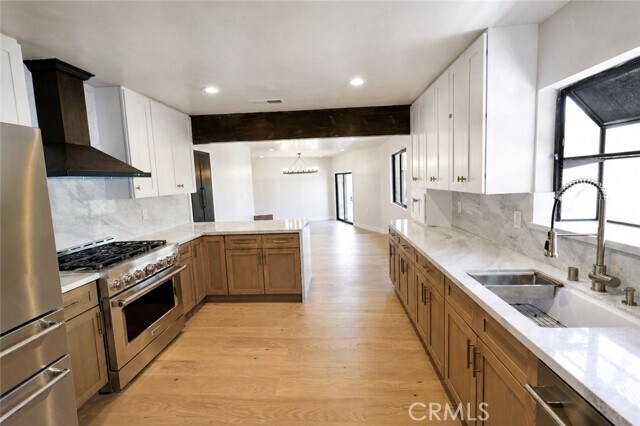 Building Photo - 3434 Larissa Dr