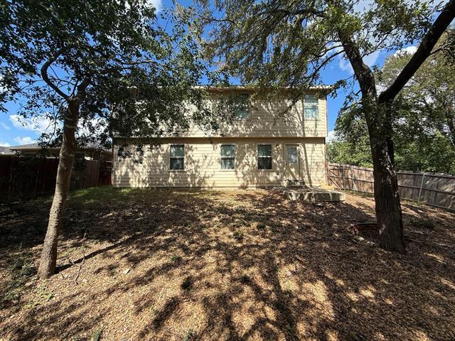 Building Photo - 701 Westwood Ct