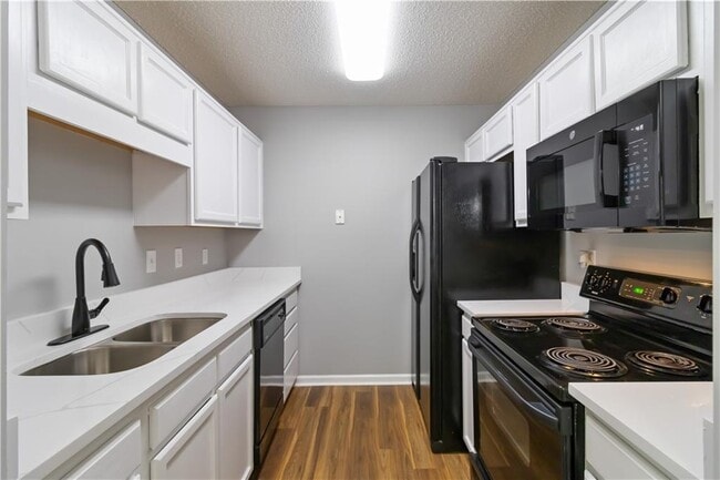 Building Photo - 897 Brickleridge Ln SE
