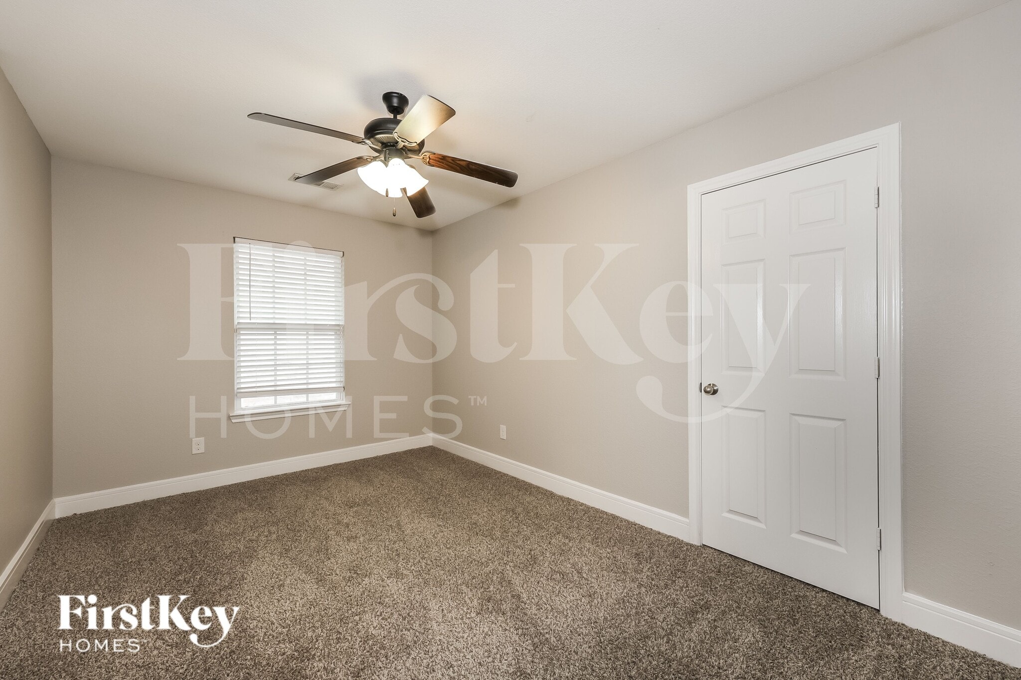 Building Photo - 607 Lentisco Dr