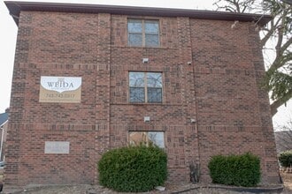 Building Photo - 331 Northwestern Ave