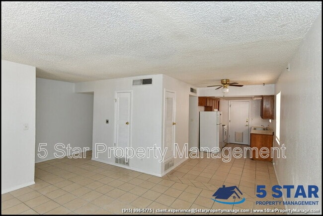 Building Photo - 8933 Kenneth St