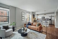 Building Photo - 400 Walnut St