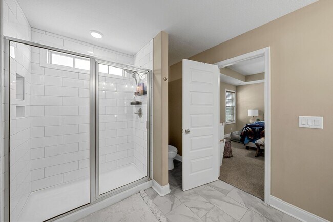 Building Photo - Modern Home in The Quarry Subdivision!
