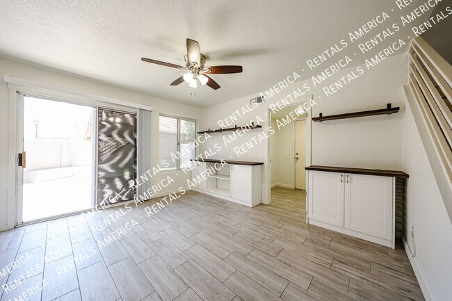 Building Photo - 3829 E Ironwood Dr