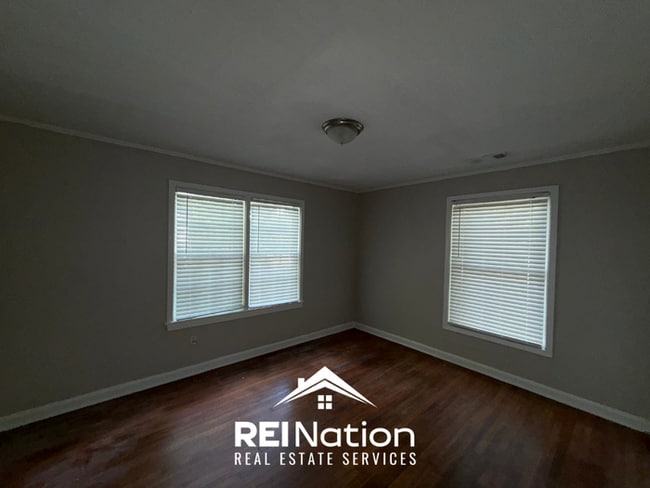 Building Photo - Move-In Ready 3 Bedroom Home on Spottswood - Large Fenced Backyard
