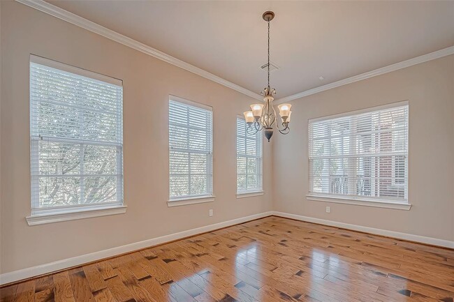 Building Photo - 38 Islewood Blvd