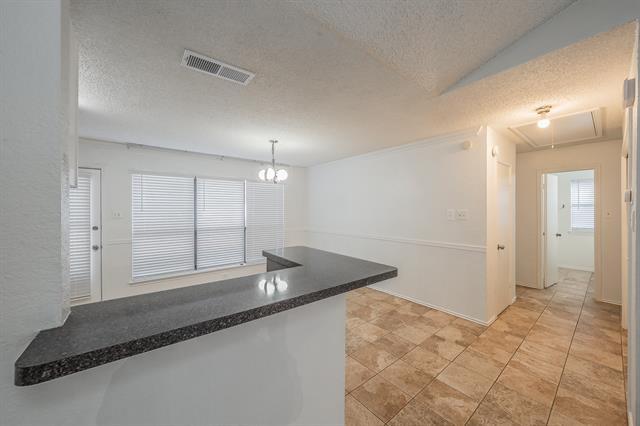 Building Photo - 808 Blessing Creek Dr