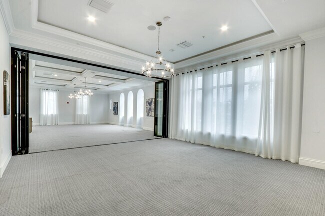 Building Photo - 8660 W Parkland Bay Trl