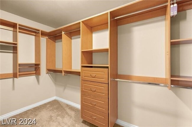 Building Photo - 3916 Varallo St