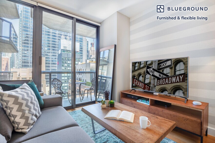 Building Photo - 235 W 48th St