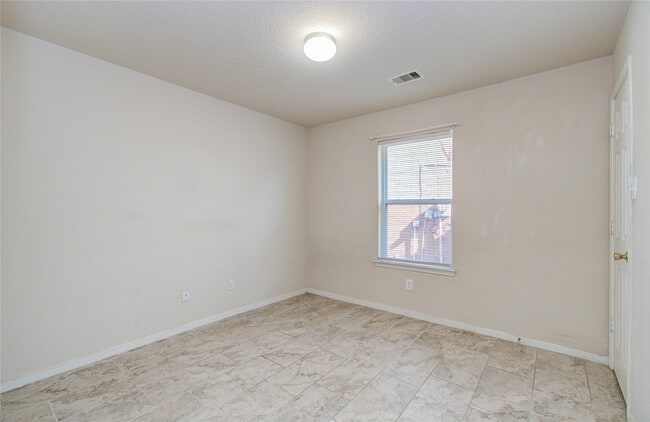 Building Photo - 4214 Forest Rain Ln