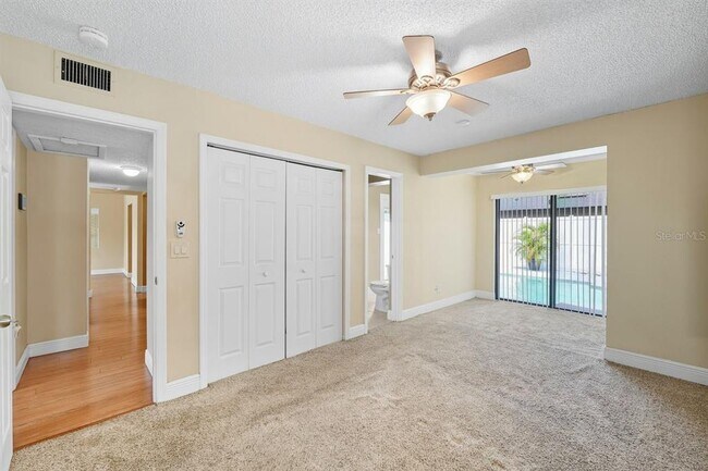 Building Photo - 3707 Pelican Ln