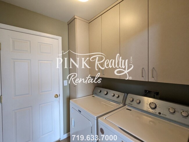 Building Photo - 7845 Silver Maple Ln