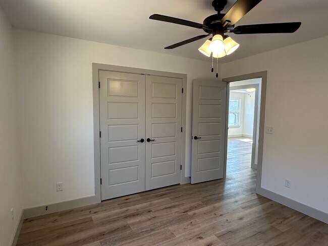 Building Photo - NEW 5 Bed 3 Bath w/ Walk Out Basement Waynesville School District