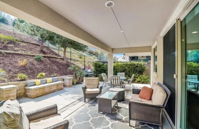 Building Photo - 445 Adobe Estates Dr