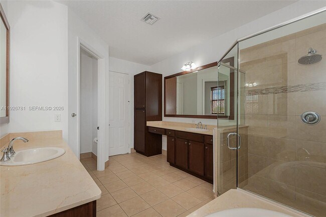 Building Photo - 3320 NW 84th Way