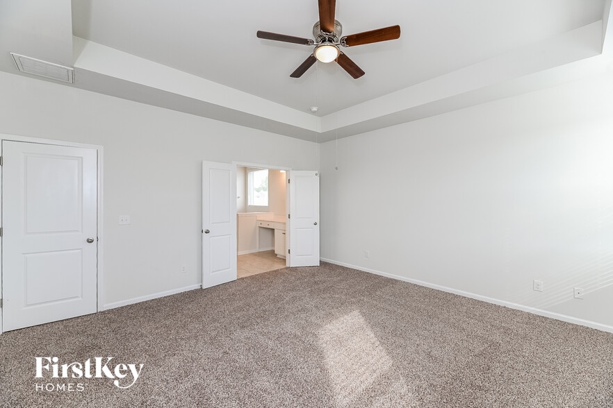 Building Photo - 405 Ribiero Dr