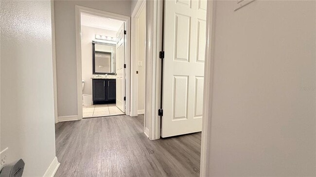 Building Photo - 8517 Bay Lilly Loop