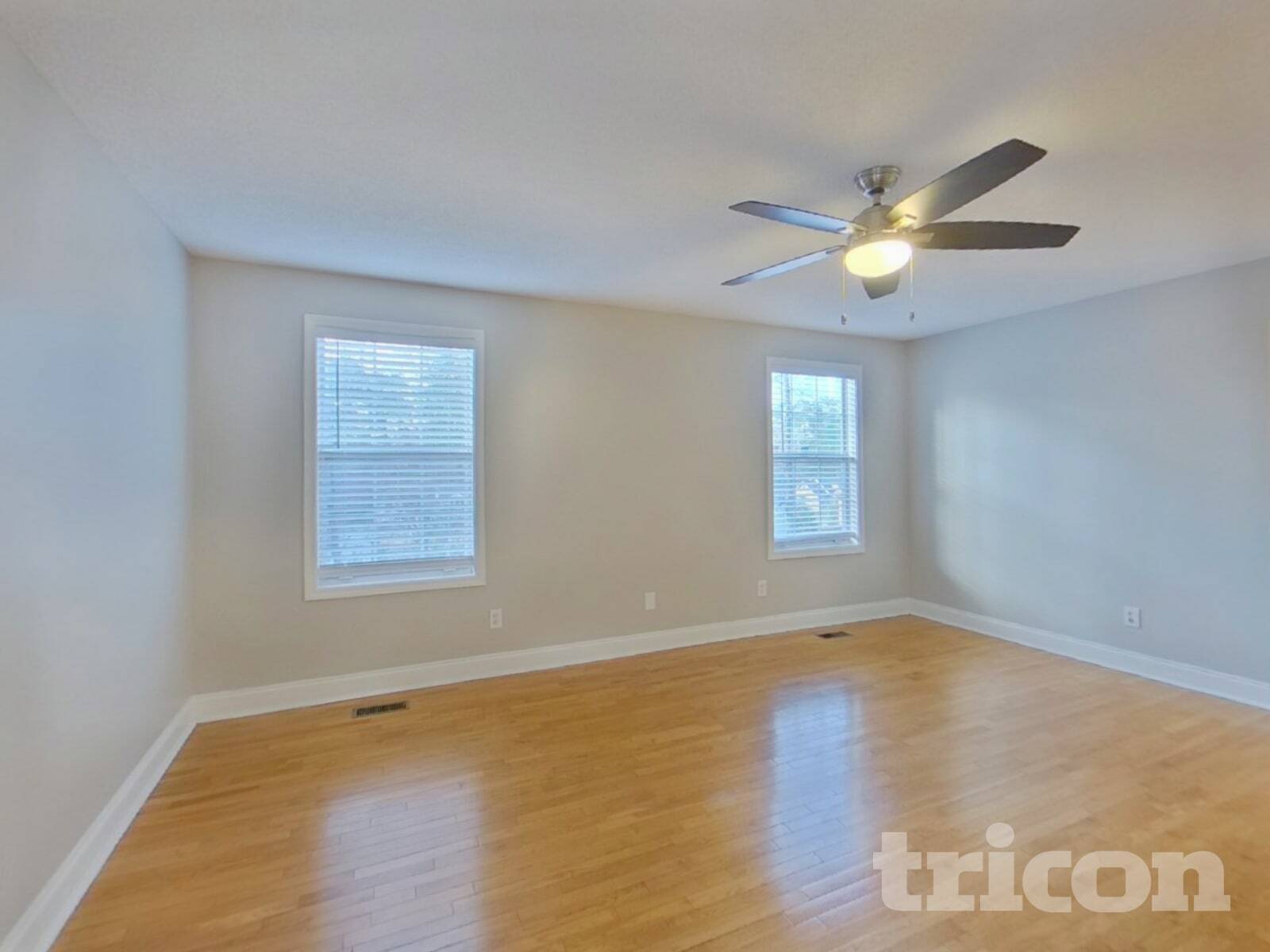 Building Photo - 8737 Windsor Lake Blvd