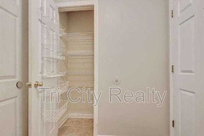 Building Photo - 289 Baldwin Ct