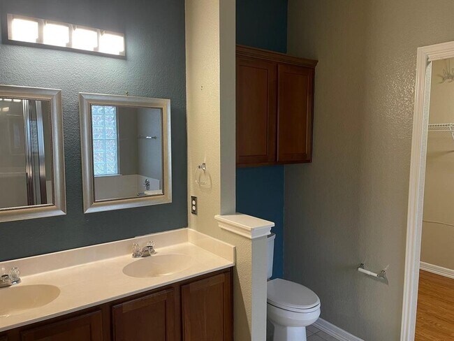 Building Photo - 2516 Pearson Way