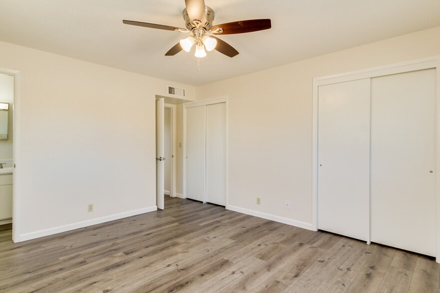 Building Photo - 5333 E Adobe Rd