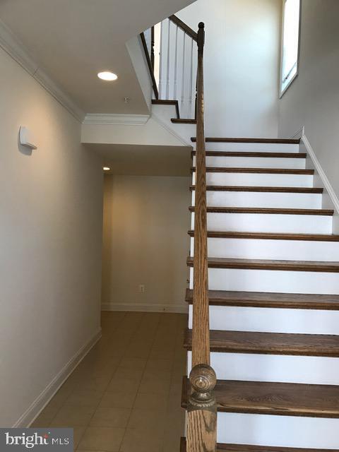 Building Photo - 8341 Broderick Cir